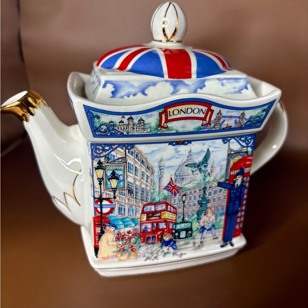 Sandler London Heritage Ceramic Teapot